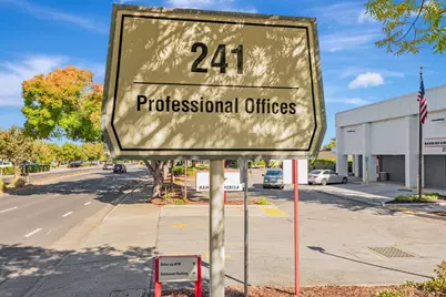 241 S San Antonio Rd, Los Altos, CA 94022 - Photo 47