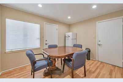 241 S San Antonio Rd, Los Altos, CA 94022 - Photo 17