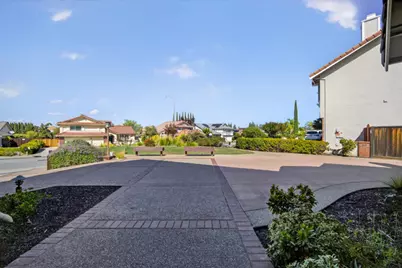 1120 Valley Quail Cir, San Jose, CA 95120 - Photo 5