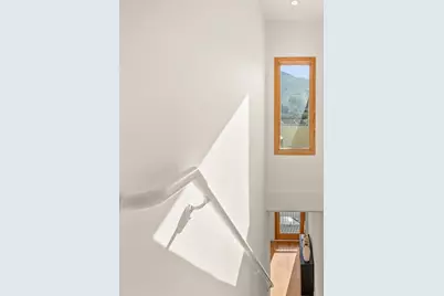 1 San Bruno Ave N, Brisbane, CA 94005 - Photo 17