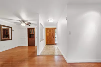 1091 Century Dr, Napa, CA 94558 - Photo 11