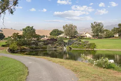 2044 Folle Blanche Dr, San Jose, CA 95135 - Photo 49