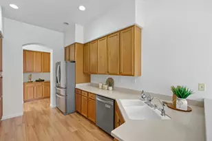 2044 Folle Blanche Dr, San Jose, CA 95135 - Photo 13