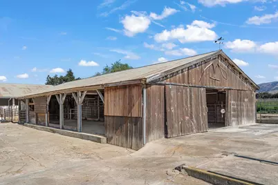 2675 Pacheco Pass Hwy, Gilroy, CA 95020 - Photo 31
