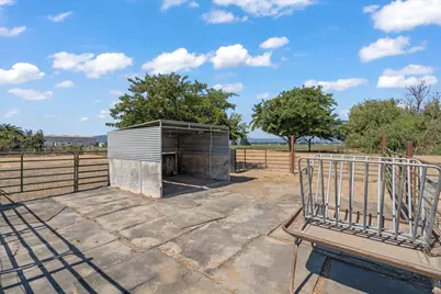 2675 Pacheco Pass Hwy, Gilroy, CA 95020 - Photo 43