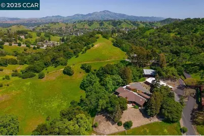 575 Morecroft Rd, Lafayette, CA 94549 - Photo 3