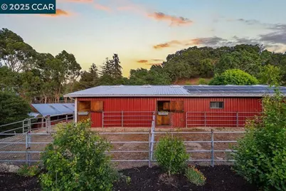 575 Morecroft Rd, Lafayette, CA 94549 - Photo 7