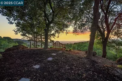 575 Morecroft Rd, Lafayette, CA 94549 - Photo 13