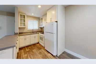 7 Merrydale Rd, San Rafael, CA 94903 - Photo 11