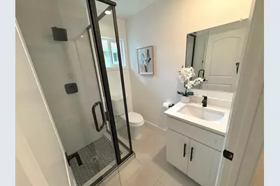 214 S 22nd St, San Jose, CA 95116 - Photo 17