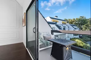 831 Balboa Ln, Foster City, CA 94404 - Photo 13