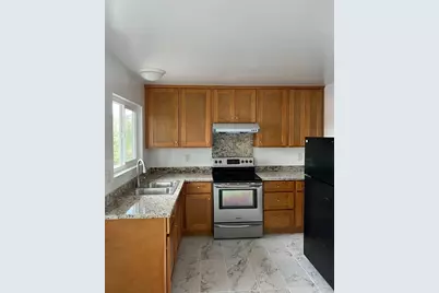 431 E Saint John St, San Jose, CA 95112 - Photo 3