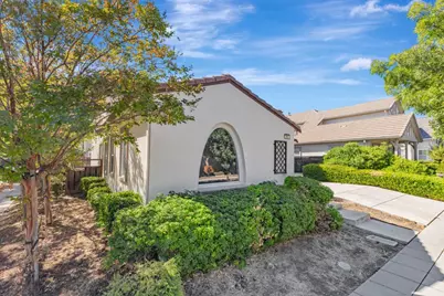 202 W Fauna Ave, Mountain House, CA 95391 - Photo 9