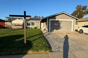 418 Calaveras Way, Greenfield, CA 93927 - Photo 1