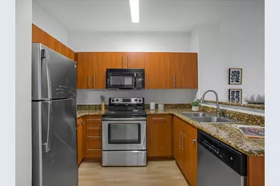 1060 S 3rd St 216, San Jose, CA 95112 - Photo 9
