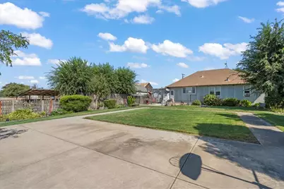 2675 Pacheco Pass Hwy, Gilroy, CA 95020 - Photo 37