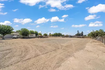 2675 Pacheco Pass Hwy, Gilroy, CA 95020 - Photo 25