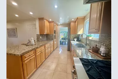 22720 Picador Dr, Salinas, CA 93908 - Photo 13