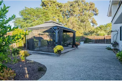 22720 Picador Dr, Salinas, CA 93908 - Photo 7