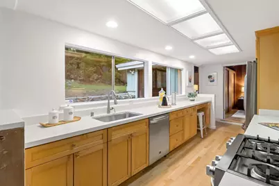 1019 Los Trancos Rd, Portola Valley, CA 94028 - Photo 23