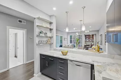 97 E Saint James St 26, San Jose, CA 95112 - Photo 1