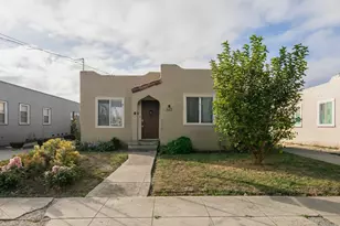 527 Park St, Salinas, CA 93901 - Photo 1