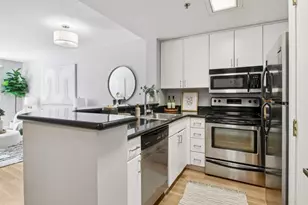 240 Lombard St 727, San Francisco, CA 94111 - Photo 9