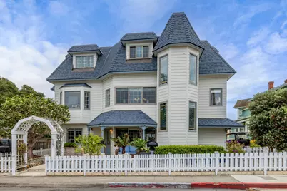 127 16th St, Pacific Grove, CA 93950 - Photo 1