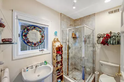 127 16th St, Pacific Grove, CA 93950 - Photo 9