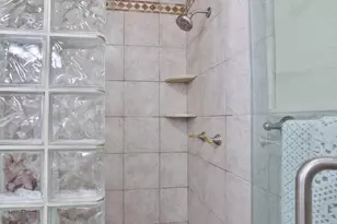 805 E Taylor St, San Jose, CA 95112 - Photo 17