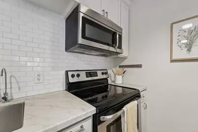 323 Monte Vista Ave 203, Oakland, CA 94611 - Photo 19