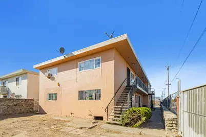 748 Clara St, Oakland, CA 94603 - Photo 5