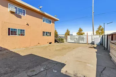 748 Clara St, Oakland, CA 94603 - Photo 87