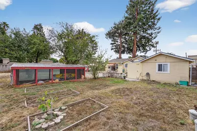1610 Bulb Ave, Santa Cruz, CA 95062 - Photo 17