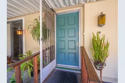 300 Plum St 23, Capitola, CA 95010 - Photo 3