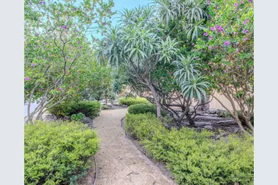 451 Dela Vina Ave 405, Monterey, CA 93940 - Photo 19