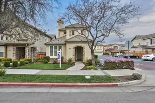 1051 W Iowa Ave, Sunnyvale, CA 94086 - Photo 1