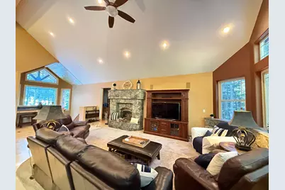 1528 Chippewa St, South Lake Tahoe, CA 96150 - Photo 5