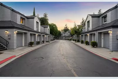 1612 Parkview Green Cir, San Jose, CA 95131 - Photo 7