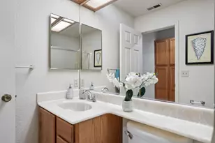 1612 Parkview Green Cir, San Jose, CA 95131 - Photo 77