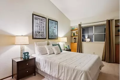 1612 Parkview Green Cir, San Jose, CA 95131 - Photo 13