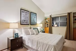 1612 Parkview Green Cir, San Jose, CA 95131 - Photo 13