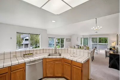 1612 Parkview Green Cir, San Jose, CA 95131 - Photo 45