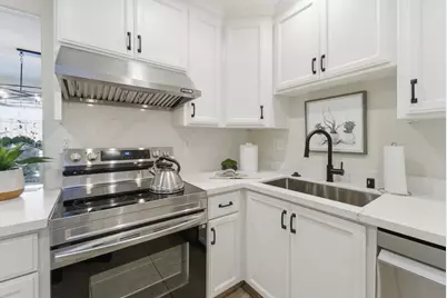 10170 Regan St, San Jose, CA 95127 - Photo 9