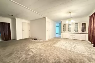 2706 W Ashlan Ave 46, Fresno, CA 93705 - Photo 5