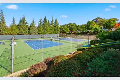 3120 Lake Trasimeno Dr, San Jose, CA 95135 - Photo 33