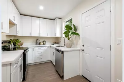 360 Laidley St, San Francisco, CA 94131 - Photo 11