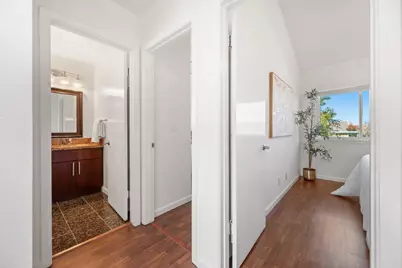 241 Bonita Ln, Foster City, CA 94404 - Photo 27