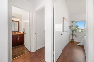 241 Bonita Ln, Foster City, CA 94404 - Photo 27