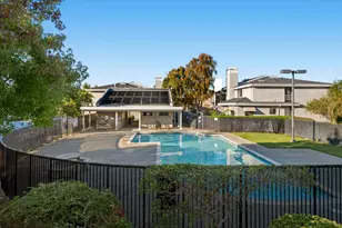 241 Bonita Ln, Foster City, CA 94404 - Photo 37